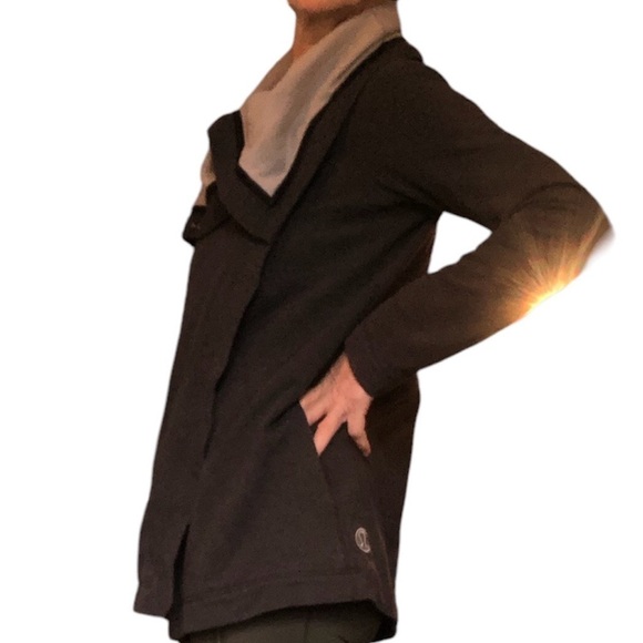 Lululemon Athletica  Savasana Gray Wrap size 6 - Picture 4 of 12